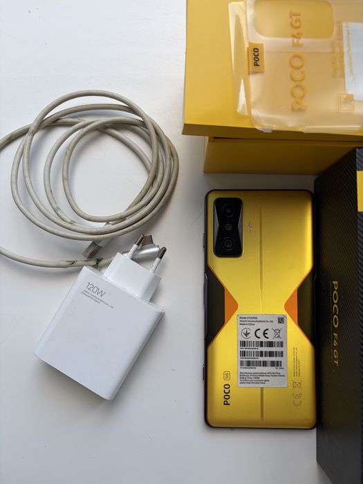 Poco f4 gt 12/256gb