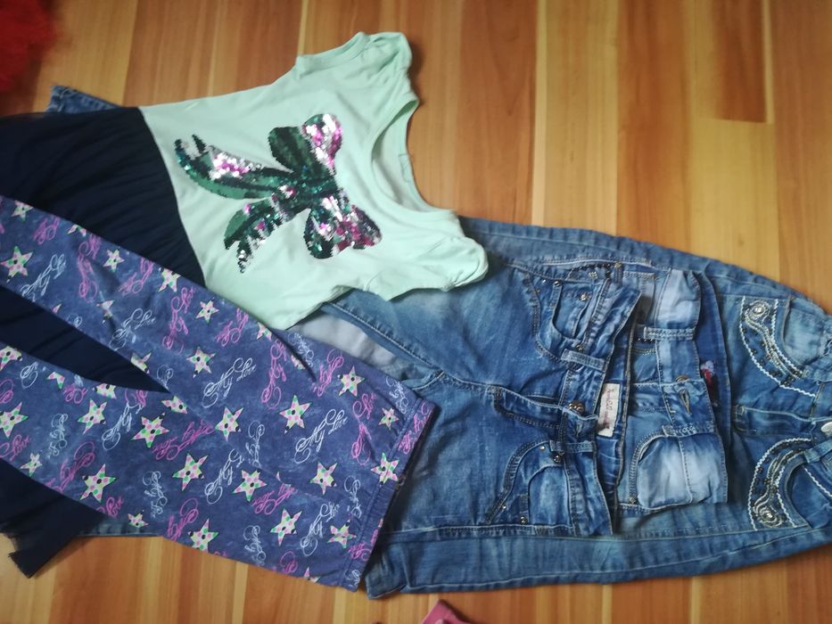 Куртка весна 4-5лет одежды