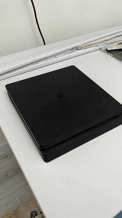 PlayStation4 Slim