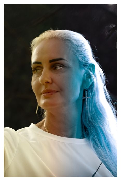 Портретный фотограф.