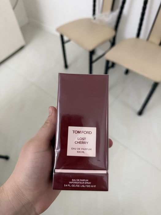 TOM FORD lost cherry
