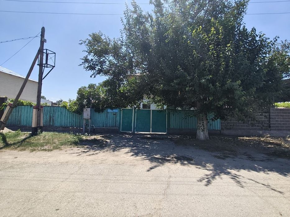 Продается двухэтажный дом