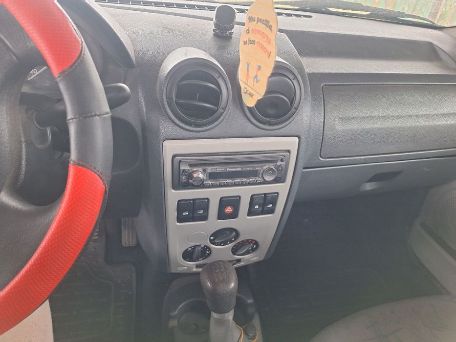 Vand dacia logan