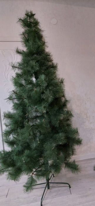 Исскуственная ёлка