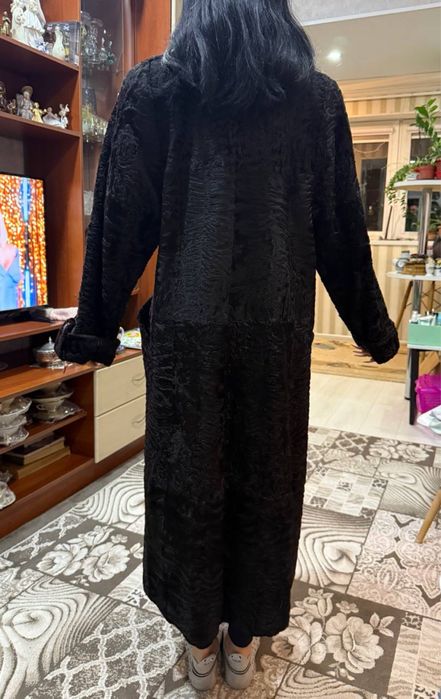 Продается! Шубка.