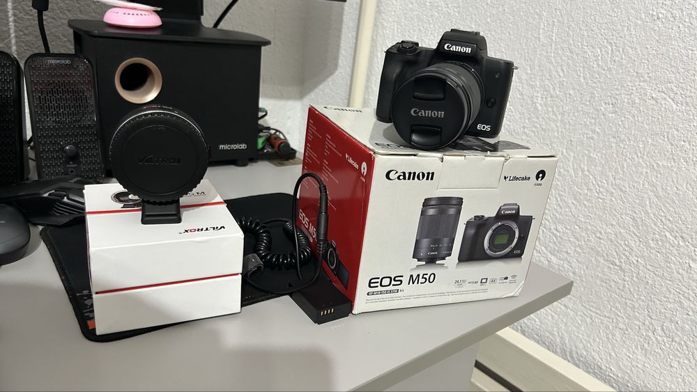 Canon EOS markII M50