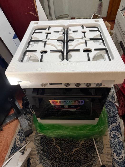 Продаю газ плиту шиваки