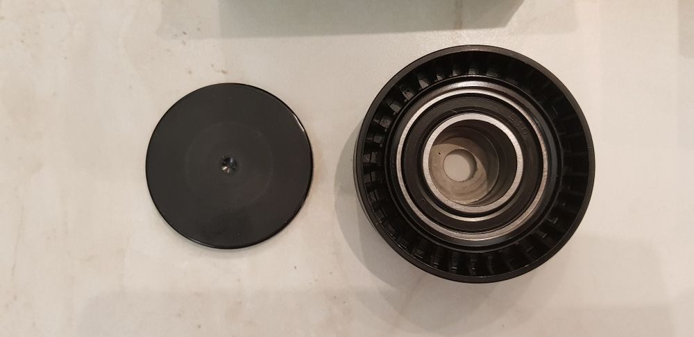 Rola intinzator pompa de apa/ alternator BMW INA