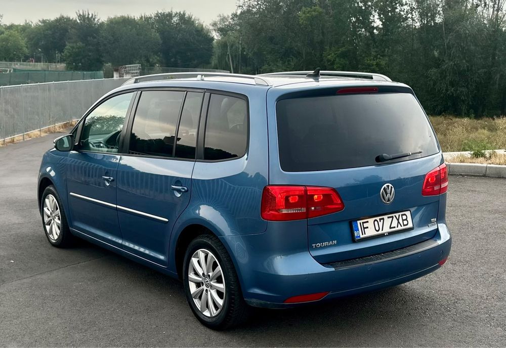 VOLKSWAGEN Touran 2014 — imagine 4