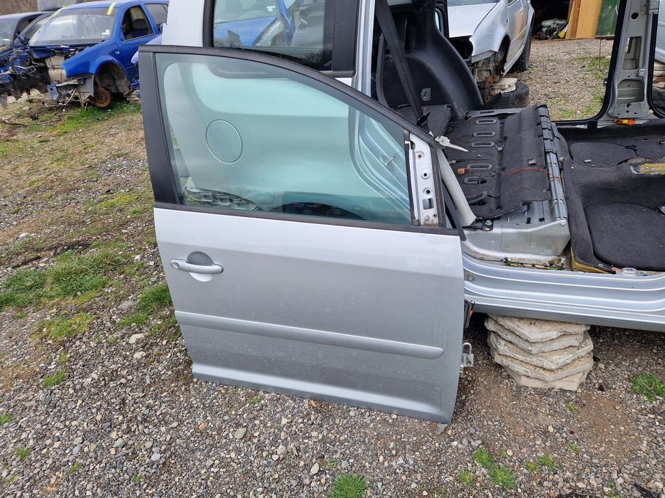 Десни врати vw touran