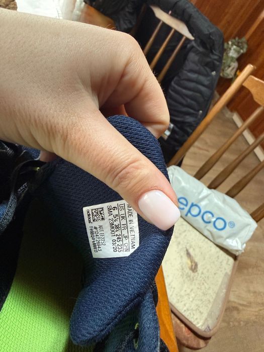 Маратонки скарпини