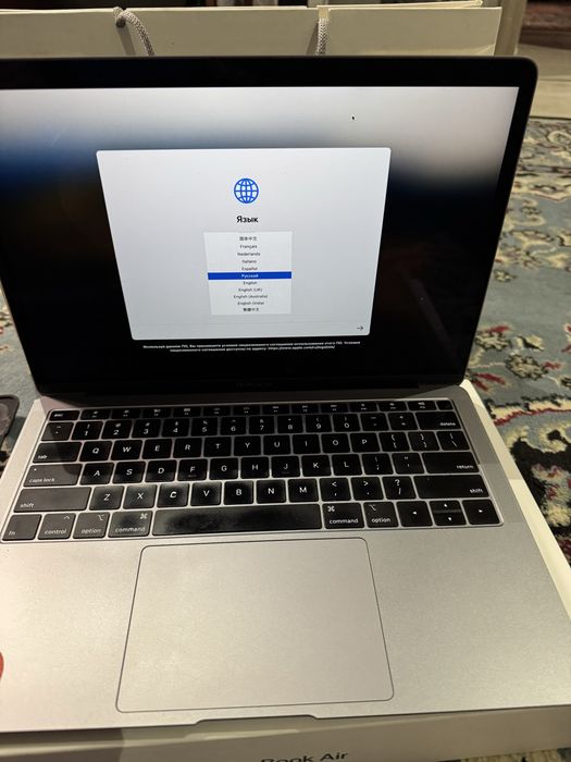 Срочно MacBookAir в хорошие руки