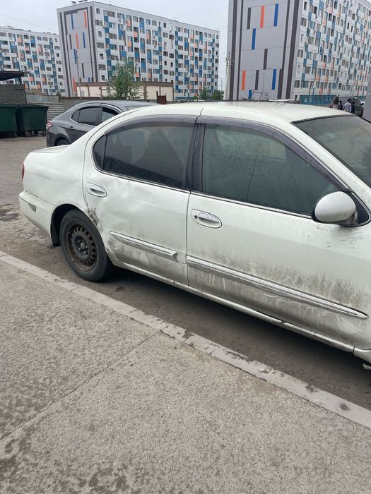 Продам Ниссан 33