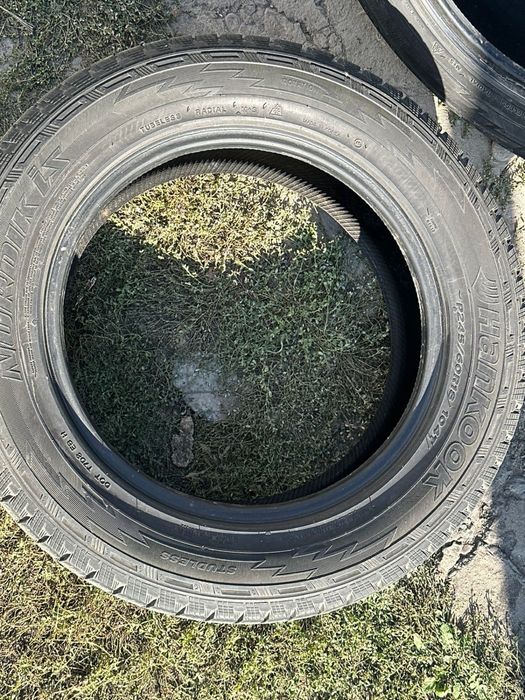 Шины 245/60R18 продам Б/у