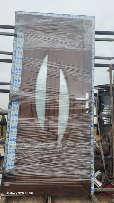 Tamplarie pvc noi si second