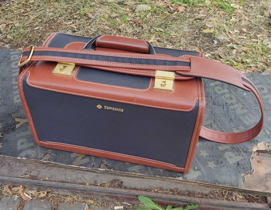 Куфар Samsonite ръчен