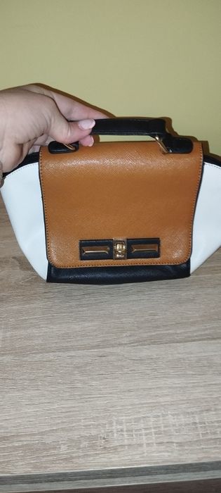 Евтини дамски чанти