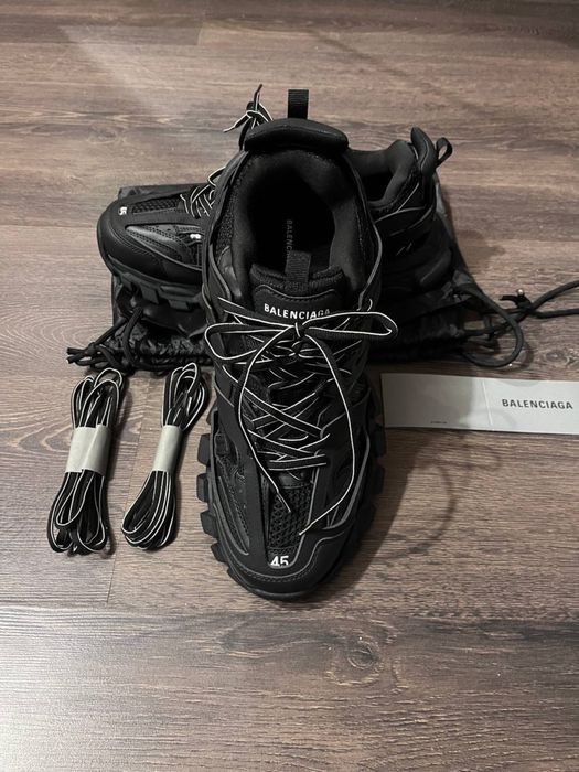 Balenciaga Track Black