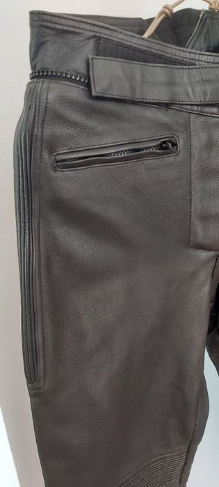 Costum moto din piele Cafe racer.marimea 42