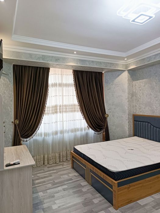 1-xonali uy sotiladi