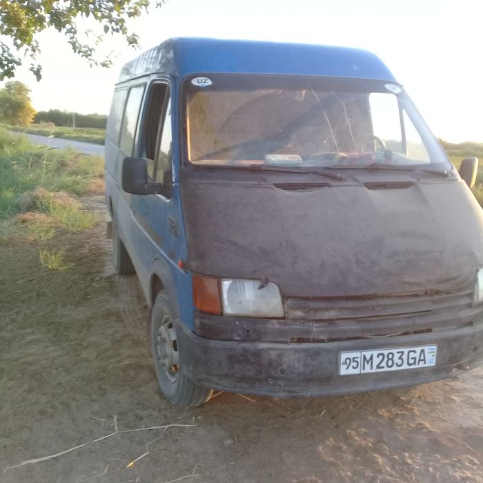 Sotiladi Ford dakumetlari bor motor remotdan chiqdi yaqinda