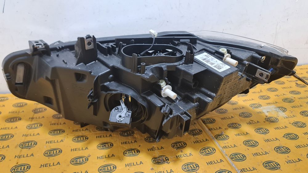 Far dreapta full led adaptive BMW 4 F32 F33 F36 M4 F82 facelift lci 7478158