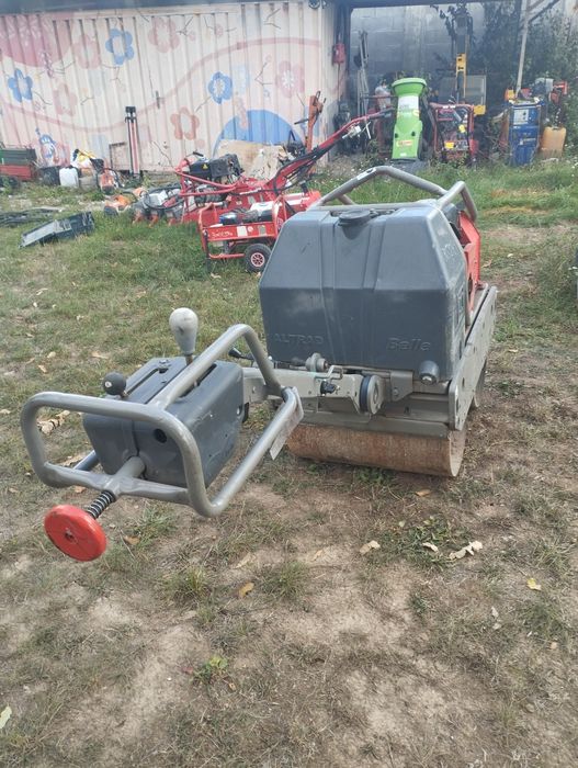 Vand/inchiriez cilindru compactor Belle Altrad 2017 motor Kubota