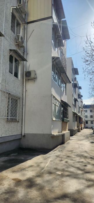 Срочно продается 2 ком.. квартира Богишамол Гувд