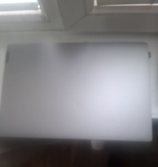 ПРОДАВАМ лаптоп Lenovo 530S - 15IKB