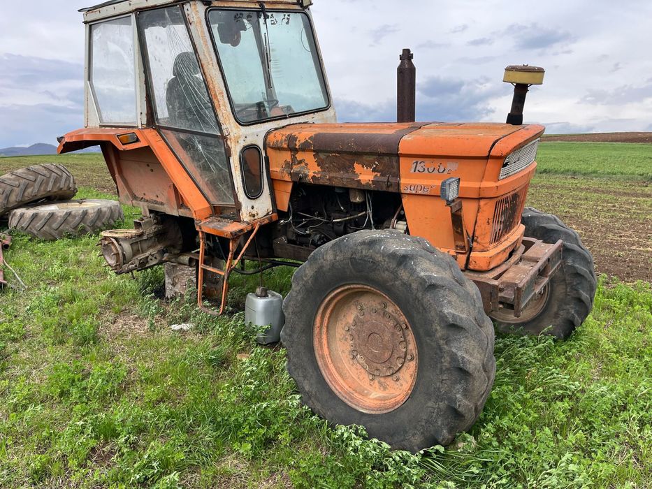 Dezmembrez Fiat 1300