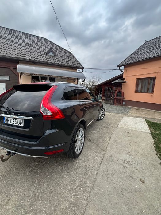 VOLVO XC60 2017 — imagine 4