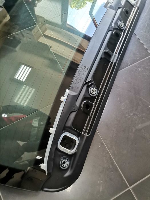 НОВО OE BMW Задно Стъкло Багажник Зелено БМВ G21 G81 Комби 7453410