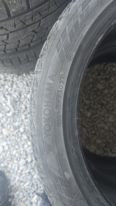 Зимни гуми yokohama 255 40 19,ДОТ2021 30 седмица.