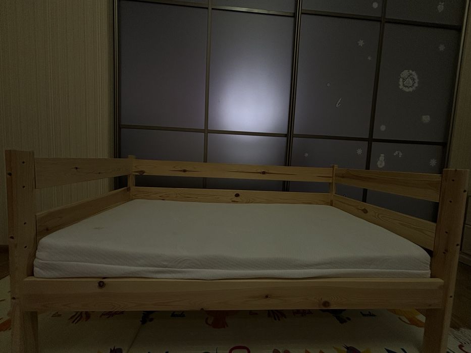 Продам детскую кровать