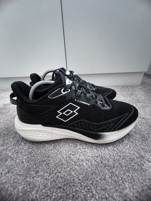Adidasi dama Lotto Kimi 40