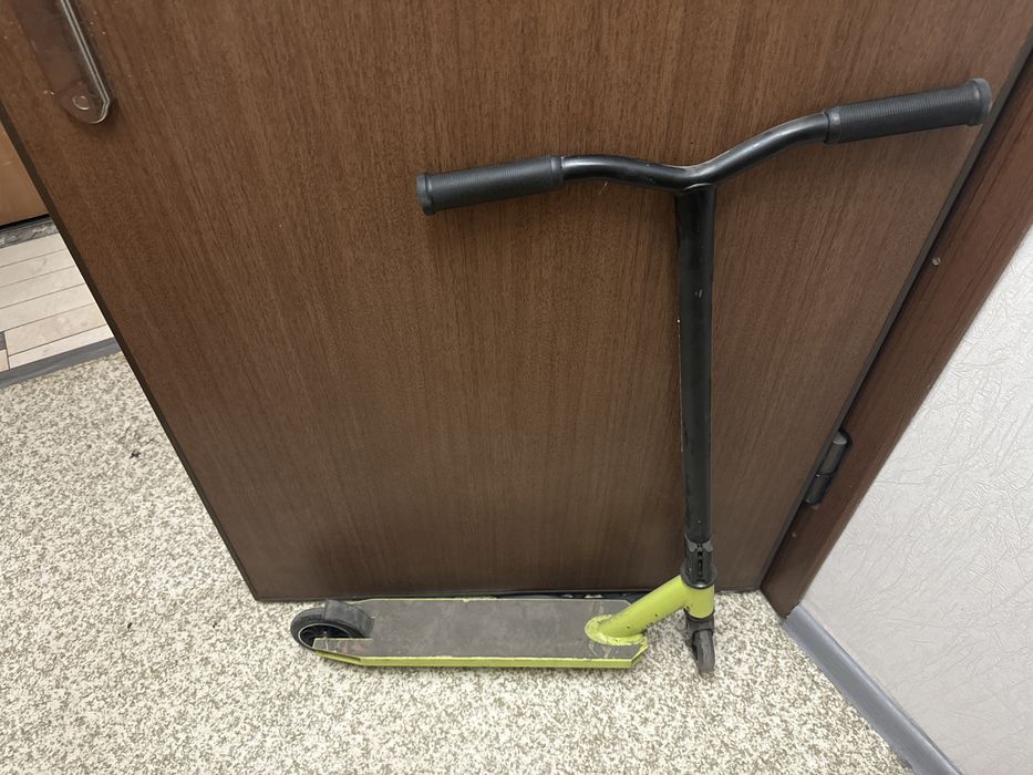 Самокат трюковой