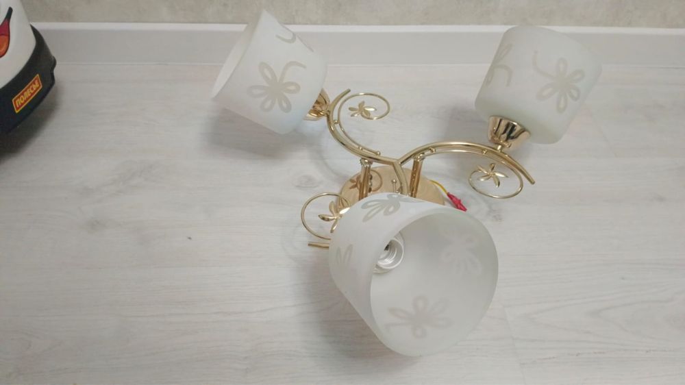 Люстры в хорошем состоянии