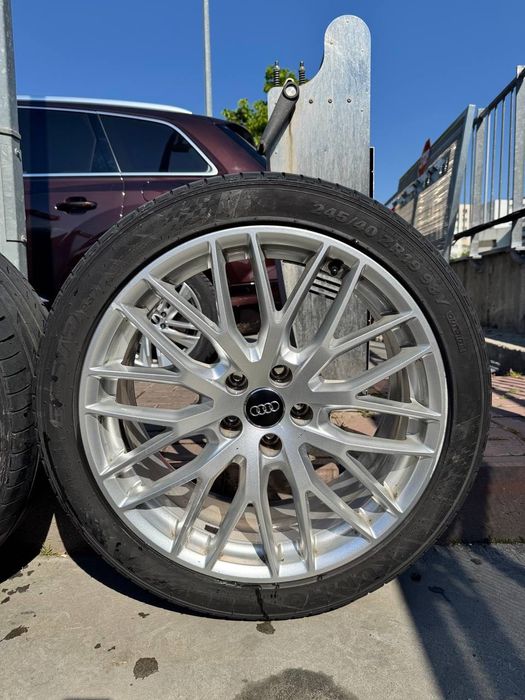 Jante originale Audi R19 + Anvelope Vara Kumho Ecsta PS71