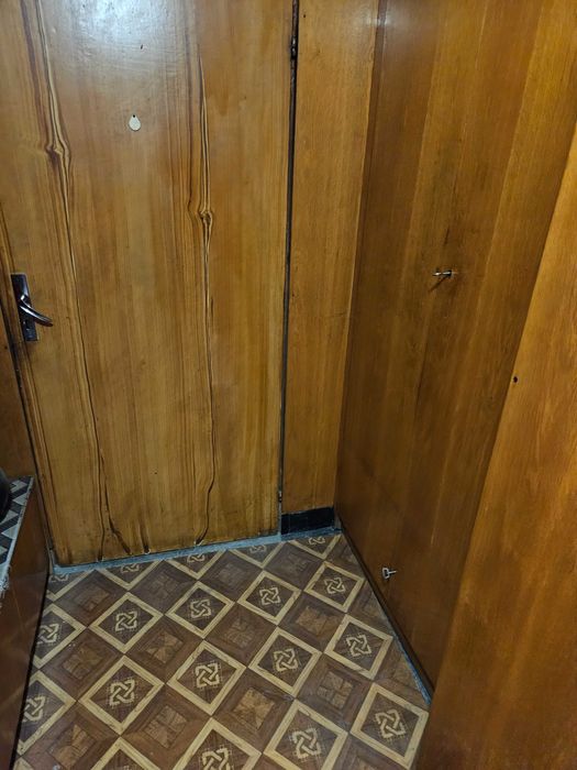 Продава се Тристаен апартамент в Шумен, Център - 82 кв.м за 1151 €/кв.м - Снимка #3