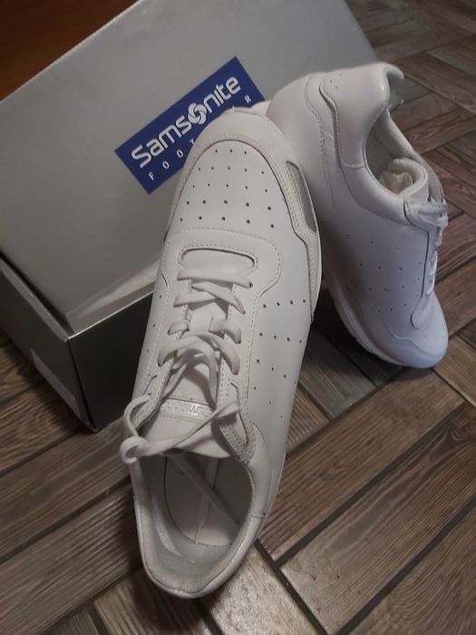 Маратонки samsonite 44