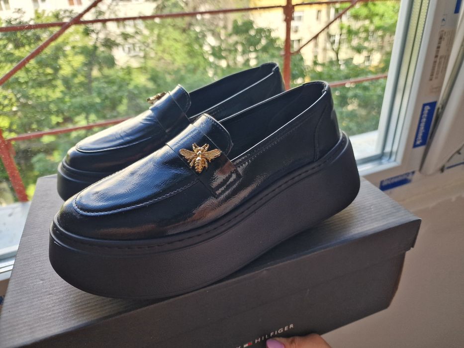 Pantofi din piele - interior/exterior- mărime 34