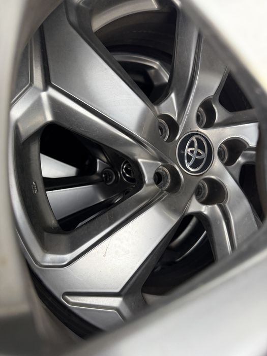 Гуми с джанти за TOYOTA RAV4
