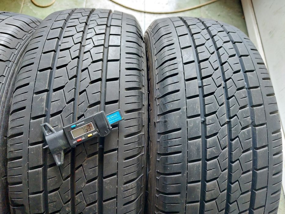 2 anvelope 215/65 R15 C Bridgestone