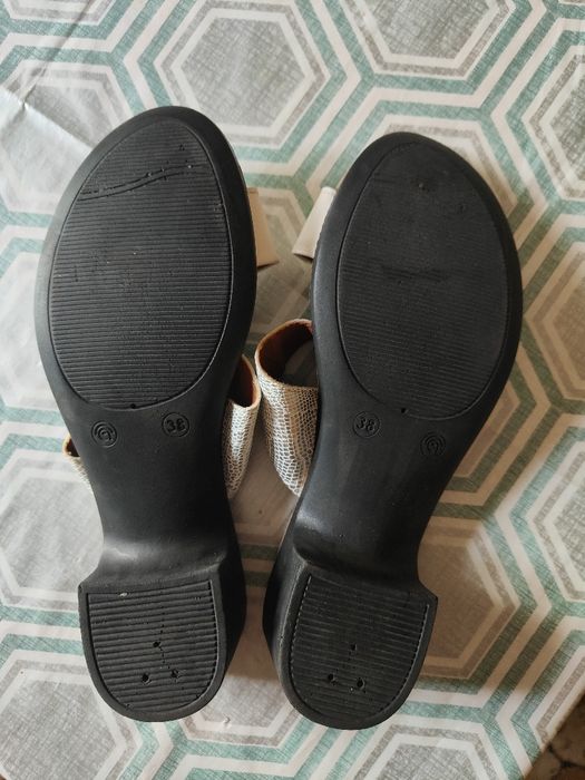 Шлепанцы женские