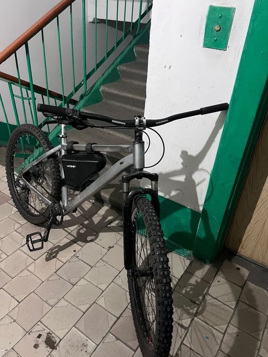 В продаже кастом мтб