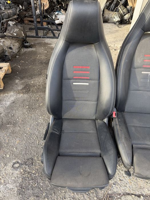 Салон за Mercedes A-Class W176 (фейслифт)