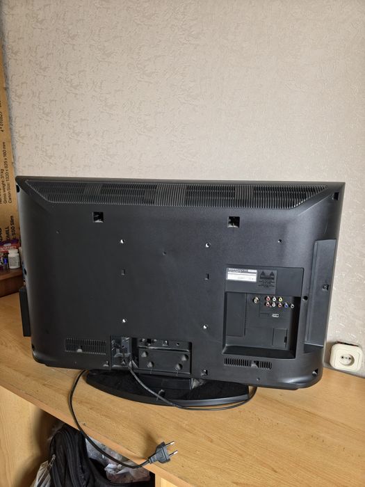 Sony BRAVIA / Astana