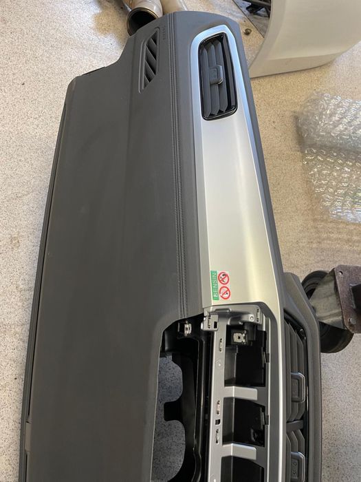 Plansa bord vw t-roc