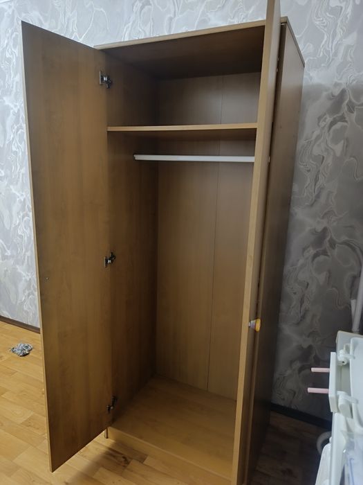 Распашной платяной шкаф Россия