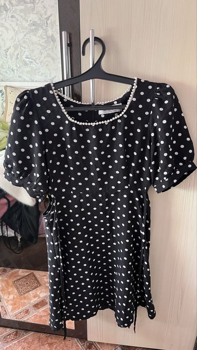 женские одежды 42-44